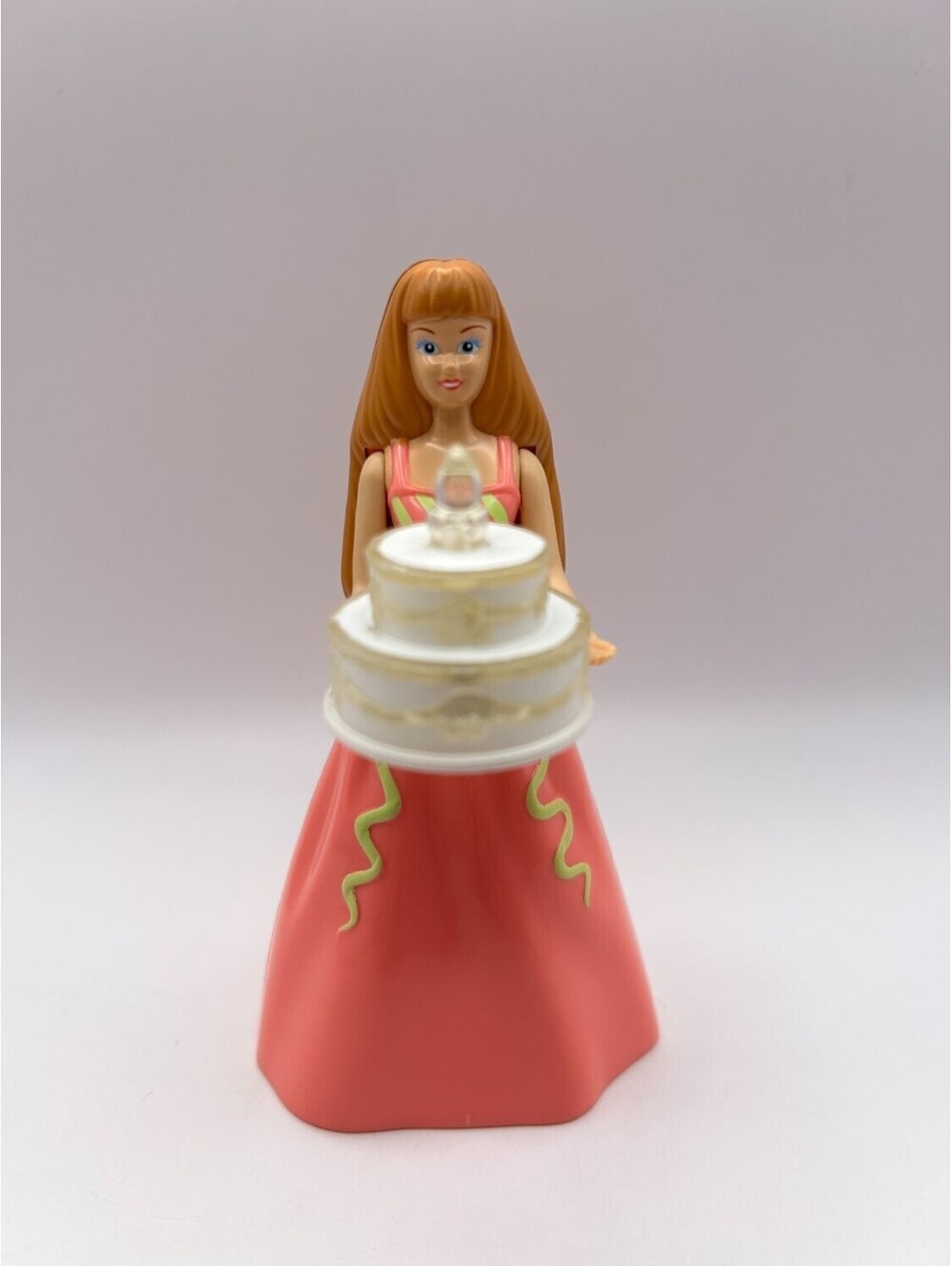 1999 Barbie Birthday Celebration Cake Doll Vintage Pink Dress Holding Cake